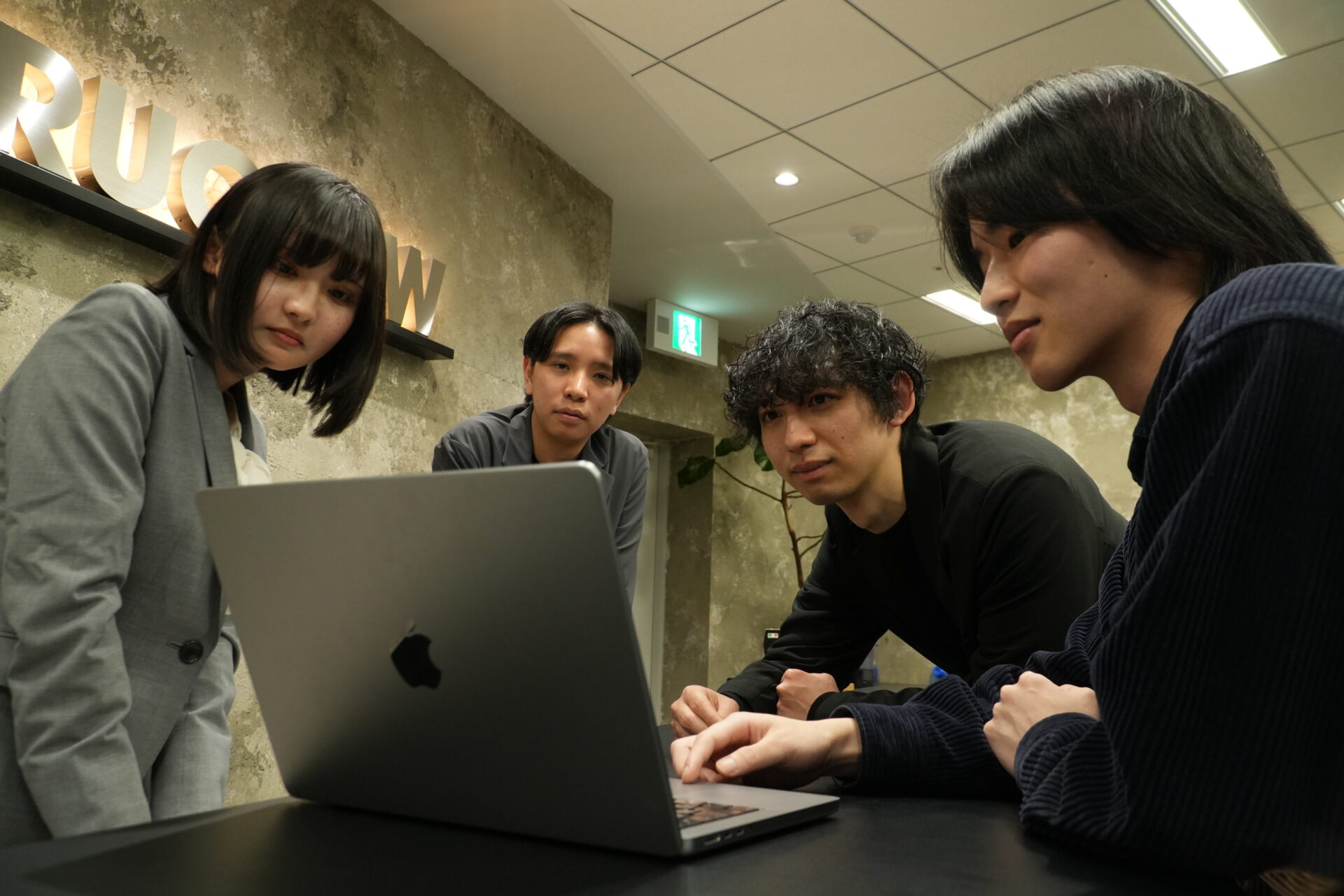 役職ごとに「年収レンジ」がはっきり見える